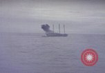 Standbild japanische Segeln junk Pazifik, 1945, aus Sekunde 32 historischem Filmmaterial Videoclip 65675075964