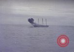 Standbild japanische Segeln junk Pazifik, 1945, aus Sekunde 33 historischem Filmmaterial Videoclip 65675075964