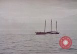 Standbild japanische Segeln junk Pazifik, 1945, aus Sekunde 62 historischem Filmmaterial Videoclip 65675075964