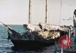 Standbild japanische Segeln junk Pazifik, 1945, aus Sekunde 1 historischem Filmmaterial Videoclip 65675075965