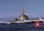 Image sous-marin américain Océan Pacifique, 1945, de la seconde 16 séquences d'archives historiques vidéo 65675075983