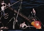 Image sous-marin américain Océan Pacifique, 1945, de la seconde 1 séquences d'archives historiques vidéo 65675075998