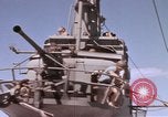 Standbild USA Segler Pazifik, 1945, aus Sekunde 27 historischem Filmmaterial Videoclip 65675075999