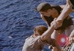 Standbild USA Segler Pazifik, 1945, aus Sekunde 55 historischem Filmmaterial Videoclip 65675076000