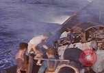 Standbild USA Segler Pazifik, 1945, aus Sekunde 10 historischem Filmmaterial Videoclip 65675076001