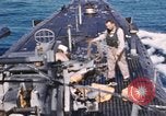 Standbild USS Balao Pazifik, 1945, aus Sekunde 61 historischem Filmmaterial Videoclip 65675076005