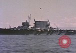 Standbild USS Saratoga Pearl Harbor Hawaii USA, 1945, aus Sekunde 8 historischem Filmmaterial Videoclip 65675076018