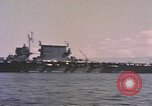 Standbild USS Saratoga Pearl Harbor Hawaii USA, 1945, aus Sekunde 11 historischem Filmmaterial Videoclip 65675076018