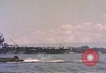 Standbild USS Saratoga Pearl Harbor Hawaii USA, 1945, aus Sekunde 17 historischem Filmmaterial Videoclip 65675076018