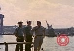 Standbild USS Saratoga Pearl Harbor Hawaii USA, 1945, aus Sekunde 36 historischem Filmmaterial Videoclip 65675076018