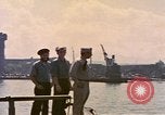 Standbild USS Saratoga Pearl Harbor Hawaii USA, 1945, aus Sekunde 39 historischem Filmmaterial Videoclip 65675076018