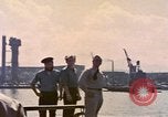 Standbild USS Saratoga Pearl Harbor Hawaii USA, 1945, aus Sekunde 49 historischem Filmmaterial Videoclip 65675076018