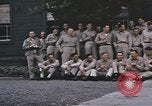 Immagine di US Naval ufficiali pongono a Yokosuka base sottomarina Yokosuka iJapan, 1945, secondo 43 filmato di repertorio 65675076033