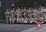 Immagine di US Naval ufficiali pongono a Yokosuka base sottomarina Yokosuka iJapan, 1945, secondo 44 filmato di repertorio 65675076033
