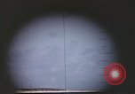 Standbild Blick durch das amerikanische U-Boot-Periskop Midway Island, 1942, aus Sekunde 28 historischem Filmmaterial Videoclip 65675076036