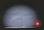 Standbild Blick durch das amerikanische U-Boot-Periskop Midway Island, 1942, aus Sekunde 30 historischem Filmmaterial Videoclip 65675076036