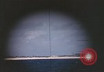 Standbild Blick durch das amerikanische U-Boot-Periskop Midway Island, 1942, aus Sekunde 31 historischem Filmmaterial Videoclip 65675076036