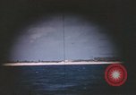 Standbild Blick durch das amerikanische U-Boot-Periskop Midway Island, 1942, aus Sekunde 32 historischem Filmmaterial Videoclip 65675076036