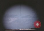 Standbild Blick durch das amerikanische U-Boot-Periskop Midway Island, 1942, aus Sekunde 36 historischem Filmmaterial Videoclip 65675076036