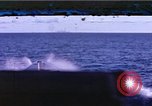 Standbild United States U-Boot unterwegs auf der Oberfläche Pazifik, 1942, aus Sekunde 1 historischem Filmmaterial Videoclip 65675076038