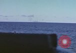 Standbild United States U-Boot unterwegs auf der Oberfläche Pazifik, 1942, aus Sekunde 17 historischem Filmmaterial Videoclip 65675076038