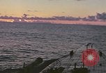 Standbild United States U-Boot unterwegs auf der Oberfläche Pazifik, 1942, aus Sekunde 30 historischem Filmmaterial Videoclip 65675076038