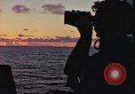 Standbild United States U-Boot unterwegs auf der Oberfläche Pazifik, 1942, aus Sekunde 38 historischem Filmmaterial Videoclip 65675076038