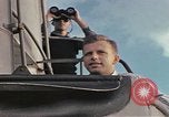 Standbild US-U-Boot auf der Oberfläche des pazifiks Pazifik, 1942, aus Sekunde 42 historischem Filmmaterial Videoclip 65675076039