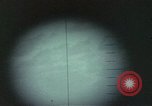 Standbild periscope Blick vom amerikanischen U-Boot Midway Island, 1942, aus Sekunde 4 historischem Filmmaterial Videoclip 65675076040