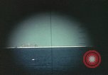 Standbild periscope Blick vom amerikanischen U-Boot Midway Island, 1942, aus Sekunde 7 historischem Filmmaterial Videoclip 65675076040