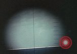 Standbild periscope Blick vom amerikanischen U-Boot Midway Island, 1942, aus Sekunde 12 historischem Filmmaterial Videoclip 65675076040