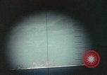 Standbild periscope Blick vom amerikanischen U-Boot Midway Island, 1942, aus Sekunde 21 historischem Filmmaterial Videoclip 65675076040