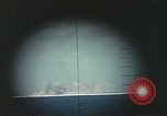 Standbild periscope Blick vom amerikanischen U-Boot Midway Island, 1942, aus Sekunde 26 historischem Filmmaterial Videoclip 65675076040