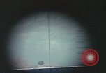 Standbild periscope Blick vom amerikanischen U-Boot Midway Island, 1942, aus Sekunde 37 historischem Filmmaterial Videoclip 65675076040