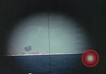 Standbild periscope Blick vom amerikanischen U-Boot Midway Island, 1942, aus Sekunde 39 historischem Filmmaterial Videoclip 65675076040