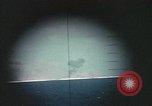 Standbild periscope Blick vom amerikanischen U-Boot Midway Island, 1942, aus Sekunde 47 historischem Filmmaterial Videoclip 65675076040