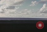 Standbild United States U-Boot unterwegs auf der Oberfläche Pazifik, 1942, aus Sekunde 5 historischem Filmmaterial Videoclip 65675076041