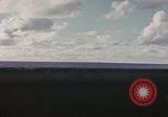 Standbild United States U-Boot unterwegs auf der Oberfläche Pazifik, 1942, aus Sekunde 6 historischem Filmmaterial Videoclip 65675076041