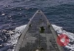 Standbild United States U-Boot unterwegs auf der Oberfläche Pazifik, 1942, aus Sekunde 47 historischem Filmmaterial Videoclip 65675076041