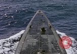 Standbild United States U-Boot unterwegs auf der Oberfläche Pazifik, 1942, aus Sekunde 51 historischem Filmmaterial Videoclip 65675076041