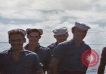 Standbild Amerikanisches U-Boot kommt nach der Patrouille in den Hafen Pazifik, 1945, aus Sekunde 17 historischem Filmmaterial Videoclip 65675076045