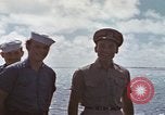 Standbild Amerikanisches U-Boot kommt nach der Patrouille in den Hafen Pazifik, 1945, aus Sekunde 19 historischem Filmmaterial Videoclip 65675076045