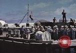 Standbild Amerikanisches U-Boot kommt nach der Patrouille in den Hafen Pazifik, 1945, aus Sekunde 23 historischem Filmmaterial Videoclip 65675076045