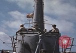 Standbild Amerikanisches U-Boot kommt nach der Patrouille in den Hafen Pazifik, 1945, aus Sekunde 36 historischem Filmmaterial Videoclip 65675076045