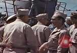 Standbild Amerikanisches U-Boot kommt nach der Patrouille in den Hafen Pazifik, 1945, aus Sekunde 42 historischem Filmmaterial Videoclip 65675076045