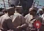 Standbild Amerikanisches U-Boot kommt nach der Patrouille in den Hafen Pazifik, 1945, aus Sekunde 43 historischem Filmmaterial Videoclip 65675076045