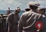 Standbild Amerikanisches U-Boot kommt nach der Patrouille in den Hafen Pazifik, 1945, aus Sekunde 50 historischem Filmmaterial Videoclip 65675076045