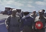 Standbild Amerikanisches U-Boot kommt nach der Patrouille in den Hafen Pazifik, 1945, aus Sekunde 57 historischem Filmmaterial Videoclip 65675076045