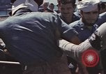 Standbild Amerikanisches U-Boot kommt nach der Patrouille in den Hafen Pazifik, 1945, aus Sekunde 60 historischem Filmmaterial Videoclip 65675076045