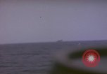Standbild USS Cod (SS-224) Rettung der Besatzung des niederländischen U-Boot O-19 Spratly Inseln, 1945, aus Sekunde 5 historischem Filmmaterial Videoclip 65675076083